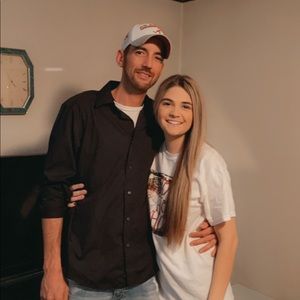 Meet your Posher, Hunter